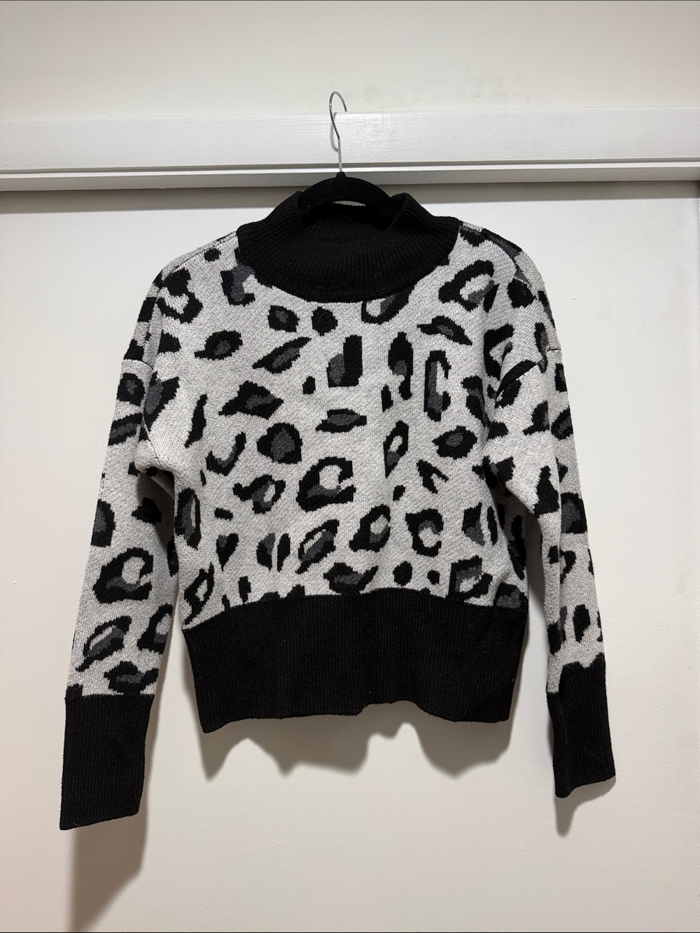 Design History Leopard Print Sweater